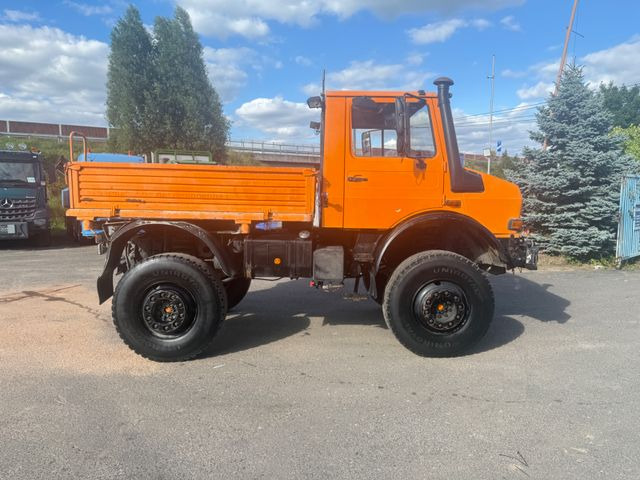 Unimog 2100 4x4 - Pritsche LKW: das Bild 5 Unimog 2100 4x4 - Pritsche LKW: das Bild 5