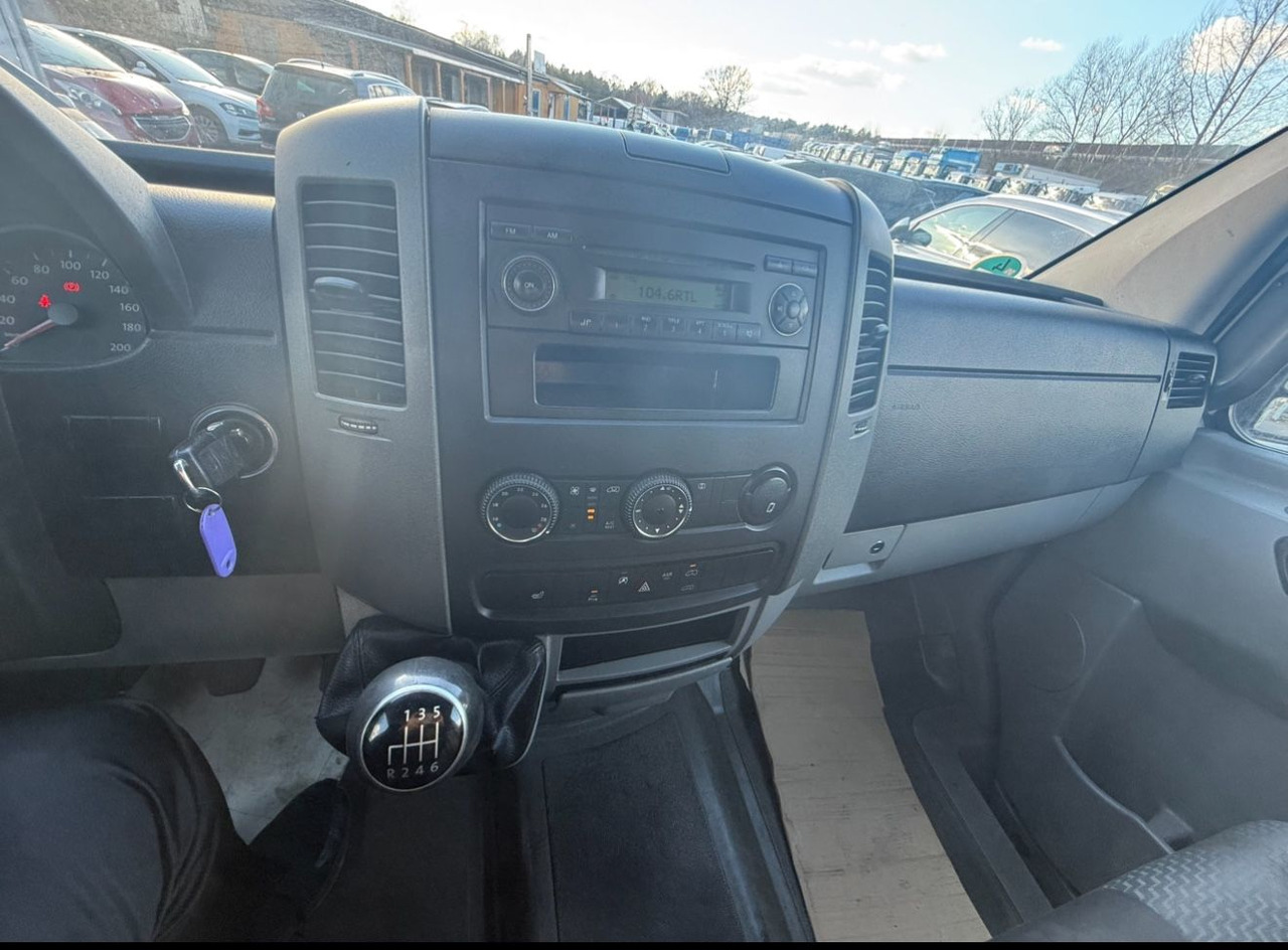 Kastenwagen Volkswagen Crafter Kasten 35 lang L3H2 Hochdach: das Bild 12