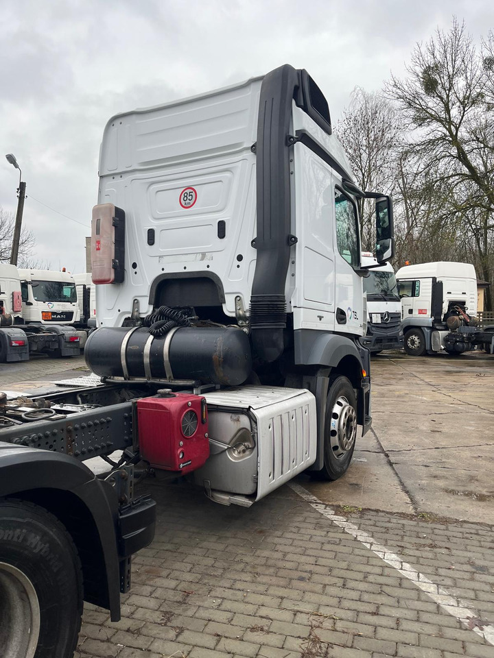 Sattelzugmaschine Mercedes Actros 1842: das Bild 7