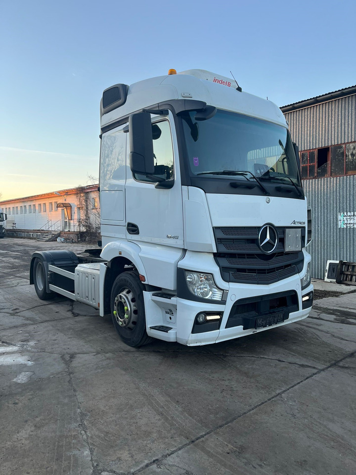 Mercedes Actros 1845 - Sattelzugmaschine: das Bild 1 Mercedes Actros 1845 - Sattelzugmaschine: das Bild 1