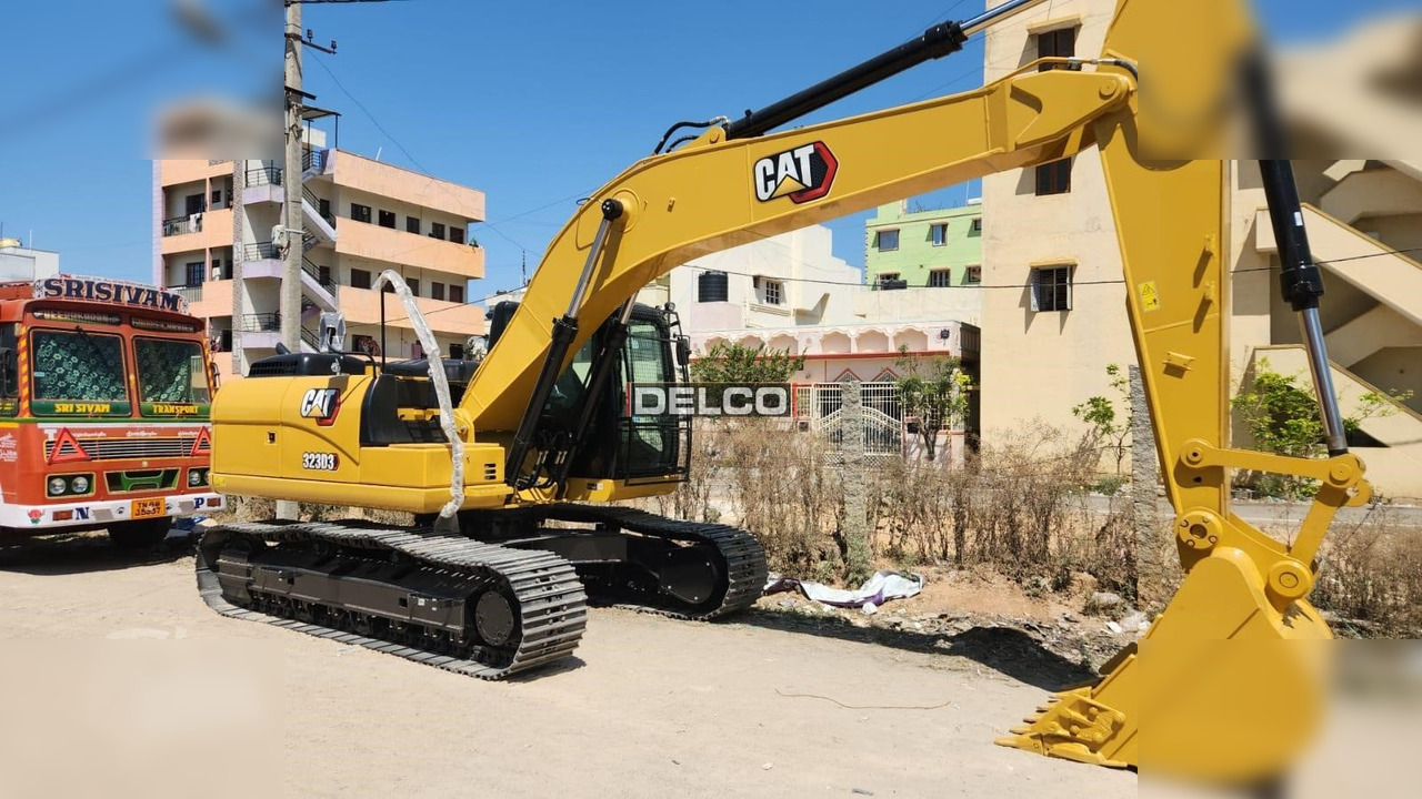 CATERPILLAR 323D3 - Kettenbagger: das Bild 1 CATERPILLAR 323D3 - Kettenbagger: das Bild 1