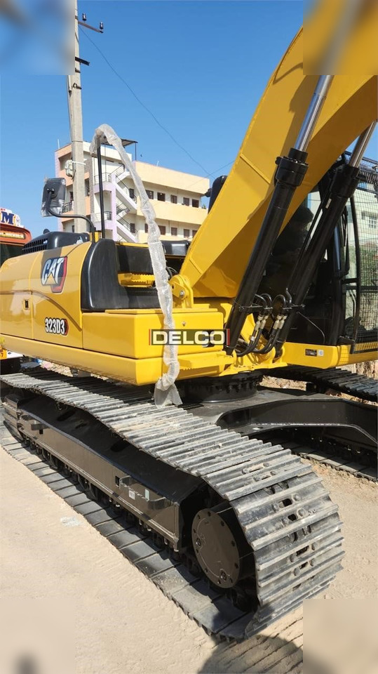 CATERPILLAR 323D3 - Kettenbagger: das Bild 4 CATERPILLAR 323D3 - Kettenbagger: das Bild 4