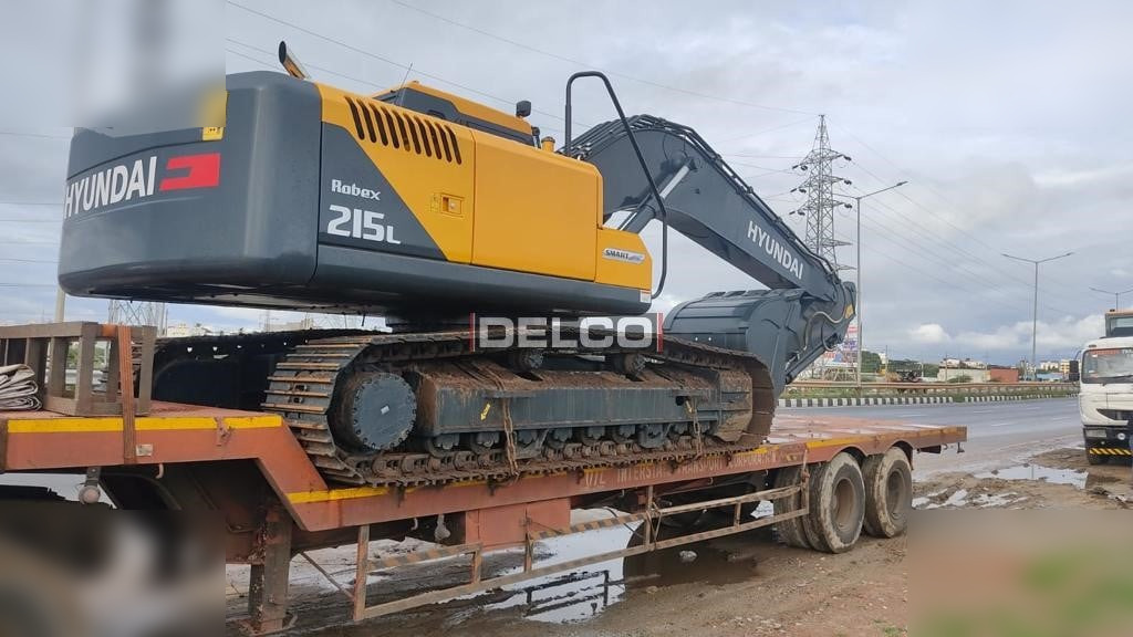 HYUNDAI ROBEX 215L SMART - Kettenbagger: das Bild 1 HYUNDAI ROBEX 215L SMART - Kettenbagger: das Bild 1