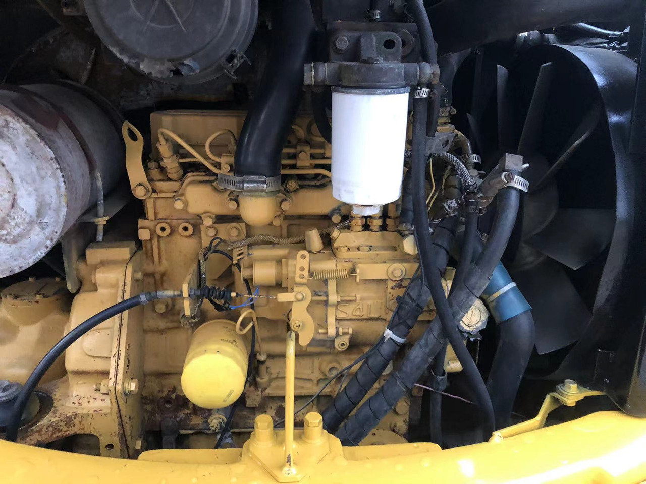 CAT 304C - Minibagger: das Bild 4 CAT 304C - Minibagger: das Bild 4