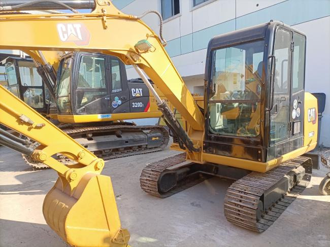 CAT 306E - Kettenbagger: das Bild 1 CAT 306E - Kettenbagger: das Bild 1