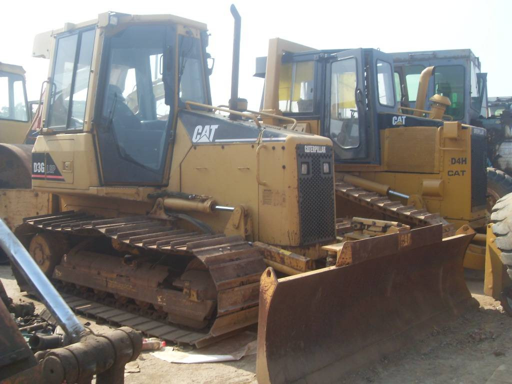 CAT D 3 G LGP - Bulldozer: das Bild 1 CAT D 3 G LGP - Bulldozer: das Bild 1