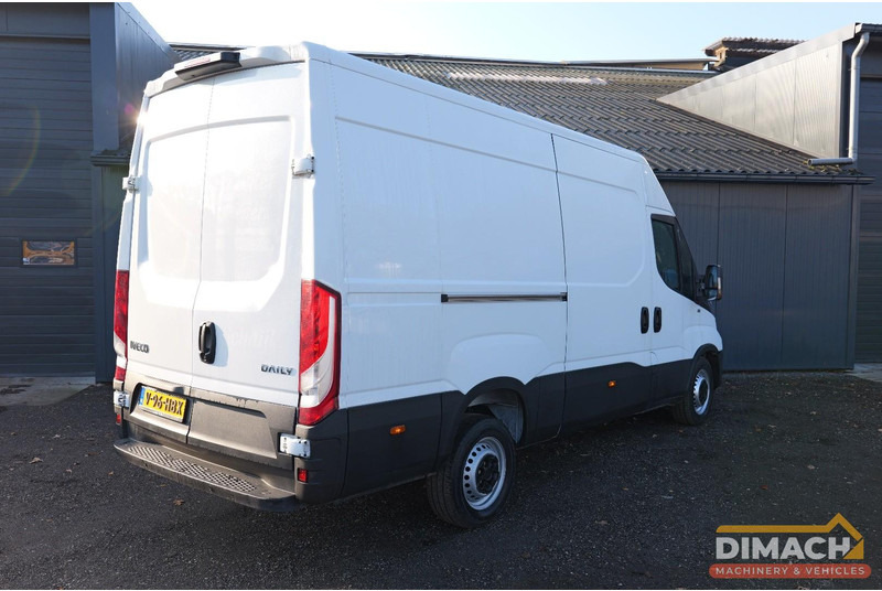 Iveco 35S16 Iveco Daily 35S16 L2H2 NL car TOP!! - Kastenwagen: das Bild 2 Iveco 35S16 Iveco Daily 35S16 L2H2 NL car TOP!! - Kastenwagen: das Bild 2