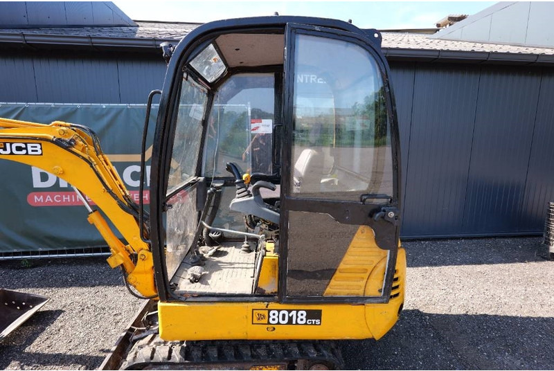 JCB 8018 CTS hydro quick hitch cw05 - Minibagger: das Bild 5 JCB 8018 CTS hydro quick hitch cw05 - Minibagger: das Bild 5