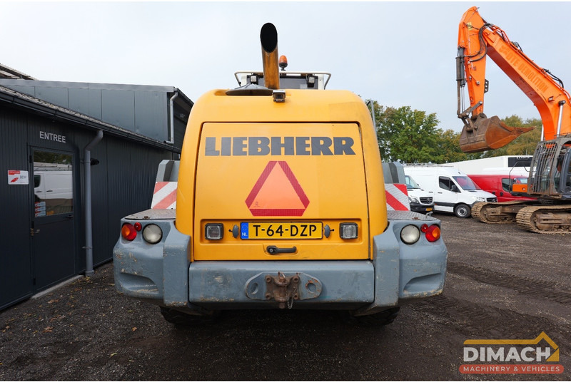 Liebherr L556 Like new!! Airco, quick coupler, skeleton bucket with teeths - Lader: das Bild 3 Liebherr L556 Like new!! Airco, quick coupler, skeleton bucket with teeths - Lader: das Bild 3