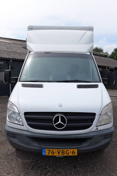 Mercedes-Benz Sprinter 311 CDI laadklep ladebordwand euro 4 - Koffer Transporter: das Bild 5 Mercedes-Benz Sprinter 311 CDI laadklep ladebordwand euro 4 - Koffer Transporter: das Bild 5