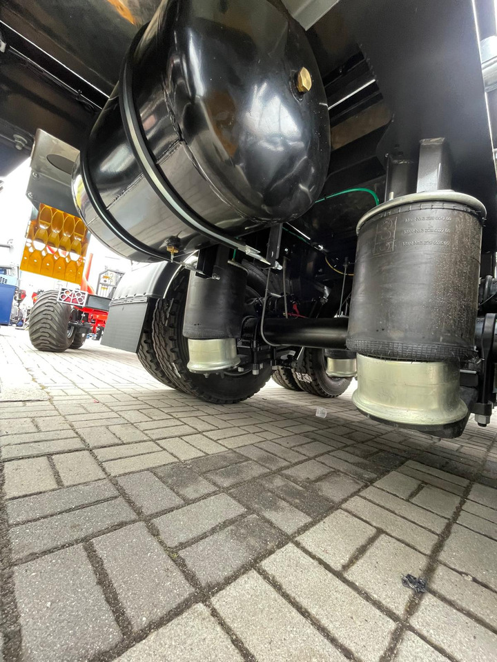 Hydrofast Przyczepa tandem od przewozu drewna na stanie / Timber tandem trailer in stock /Tandem-Anhänger aus Holz/ - Holzanhänger: das Bild 5 Hydrofast Przyczepa tandem od przewozu drewna na stanie / Timber tandem trailer in stock /Tandem-Anhänger aus Holz/ - Holzanhänger: das Bild 5