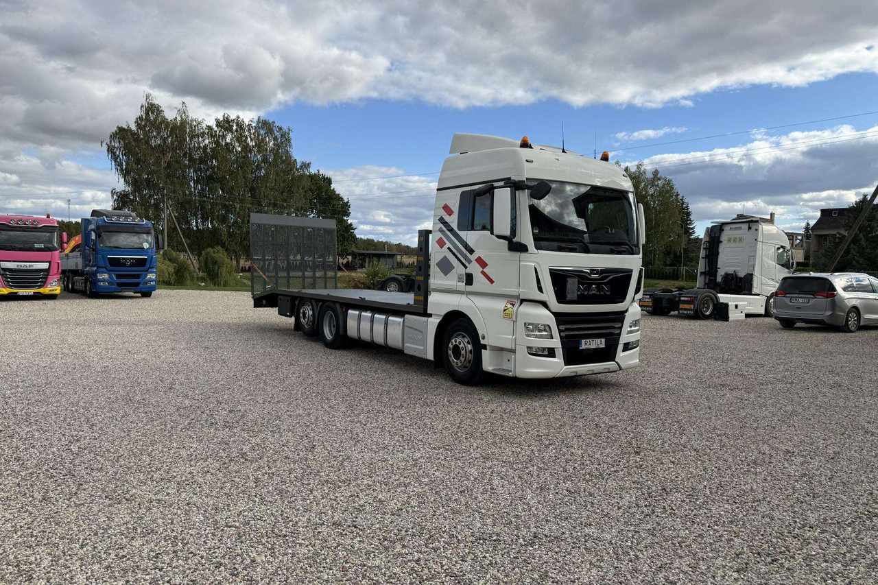 MAN TGX 26.420 - Autotransporter LKW: das Bild 3 MAN TGX 26.420 - Autotransporter LKW: das Bild 3