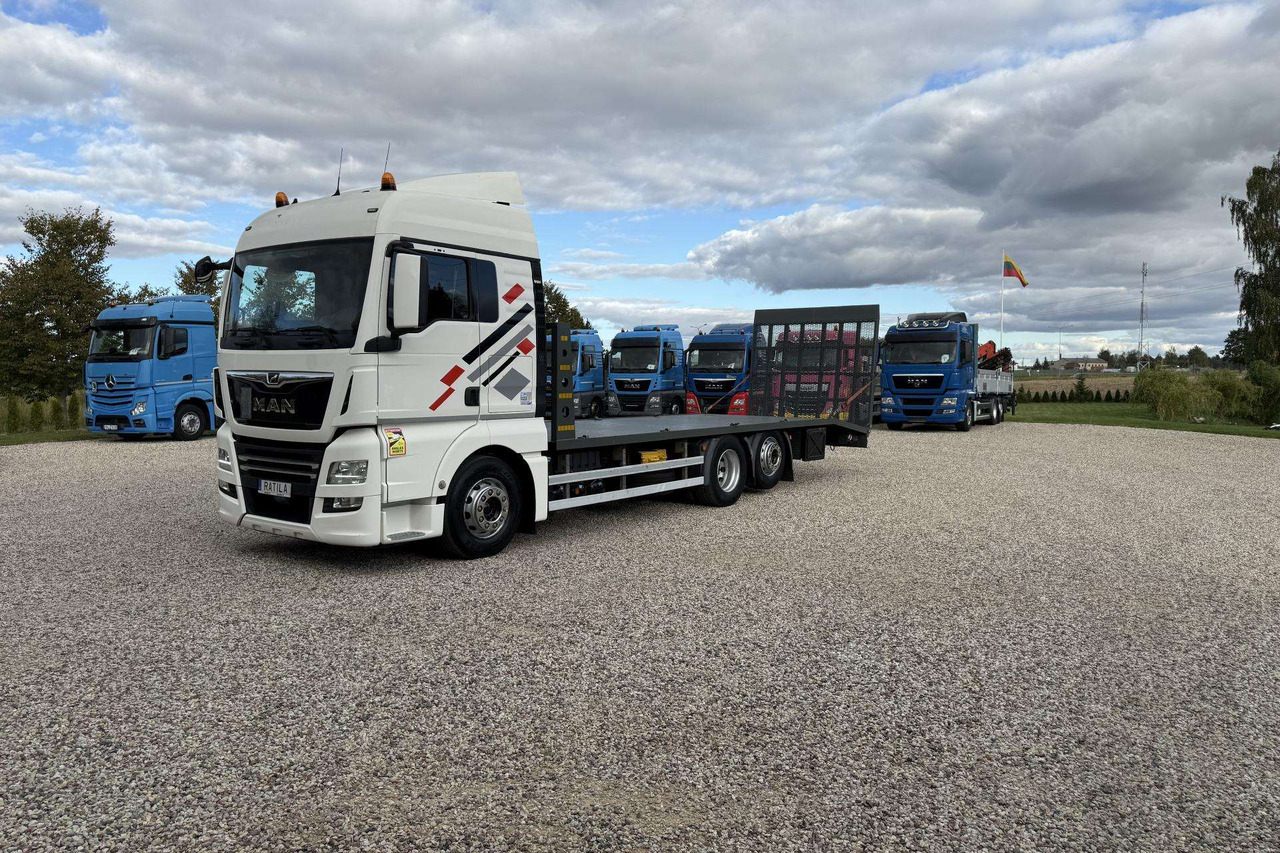 MAN TGX 26.420 - Autotransporter LKW: das Bild 2 MAN TGX 26.420 - Autotransporter LKW: das Bild 2