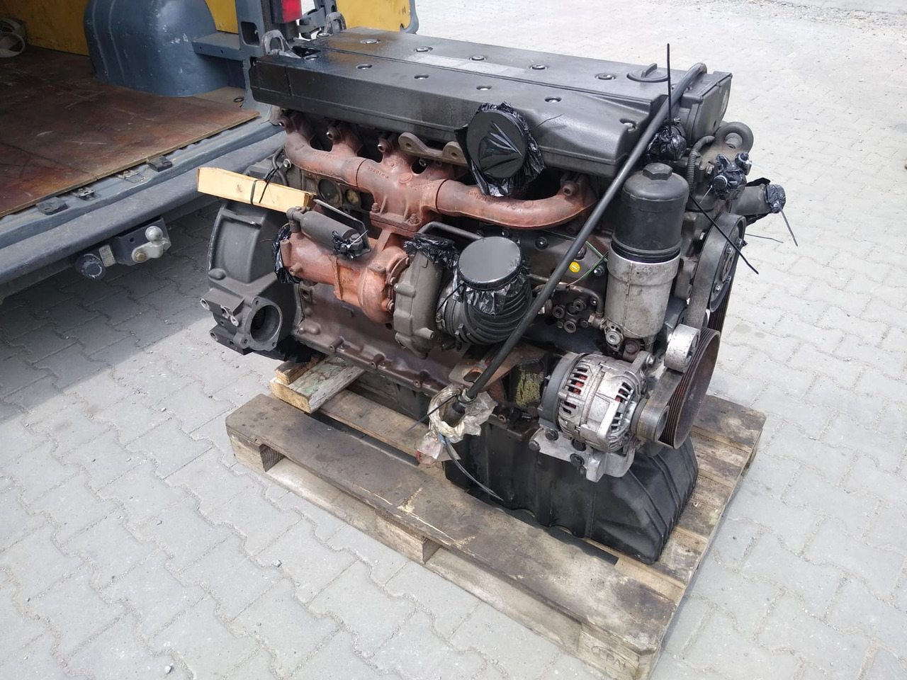 Motor für LKW MERCEDES-BENZ REGENERACJA NAPRAWA REMONT SILNIK Om: 473 , om 472 , om 471 , om 470 , om 934 , om 936 mp4 mp5 Om: 501 ,om 541, om 457 ,om 460 ,om 904 , om 906, om 924, om 926 Om: 502 V8, 503 V10, 504 V12 Om: 401, 42: das Bild 30