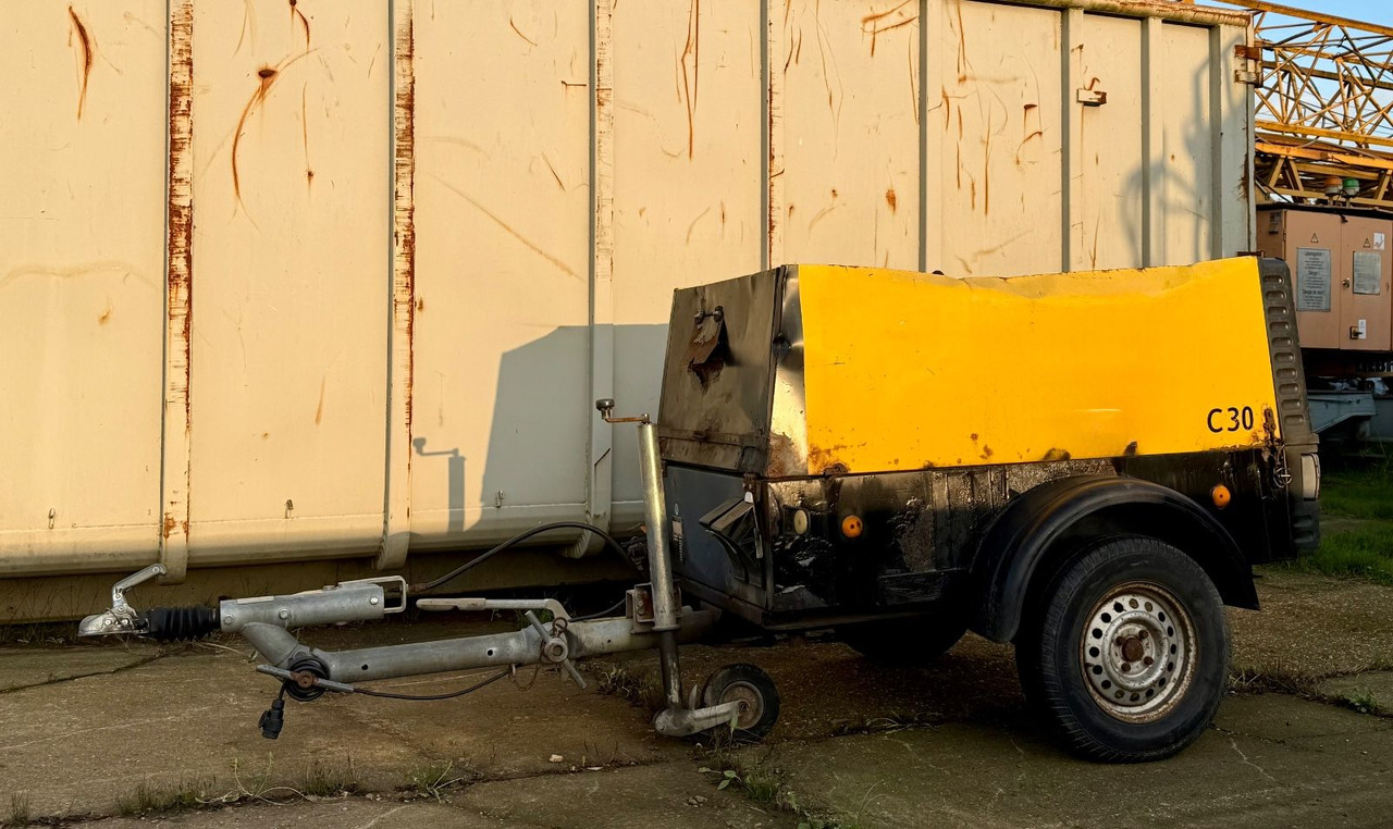 Luftkompressor CompAir  K 461: das Bild 9