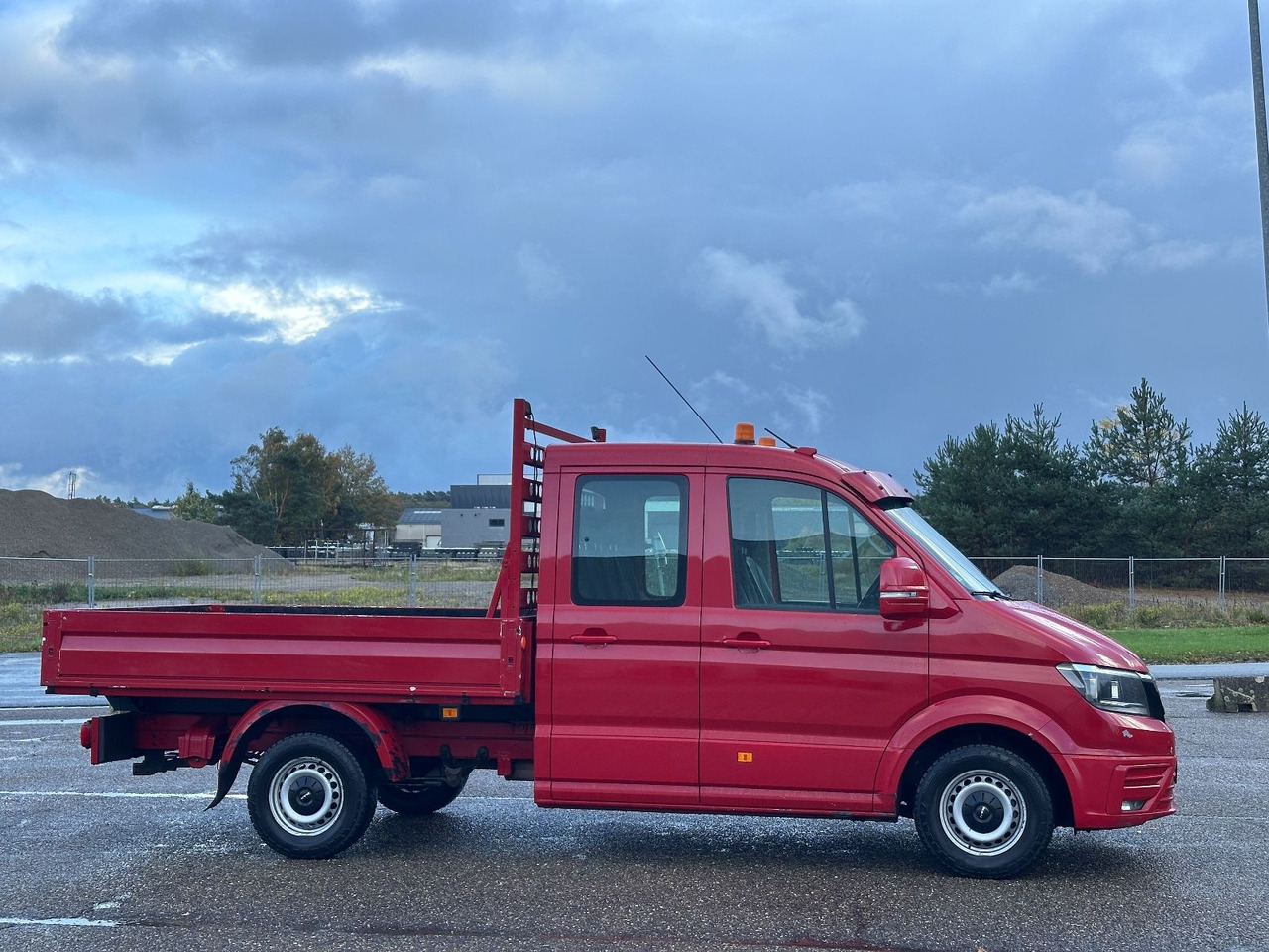 MAN TGE - Planen Transporter, Transporter mit Doppelkabine: das Bild 3 MAN TGE - Planen Transporter, Transporter mit Doppelkabine: das Bild 3