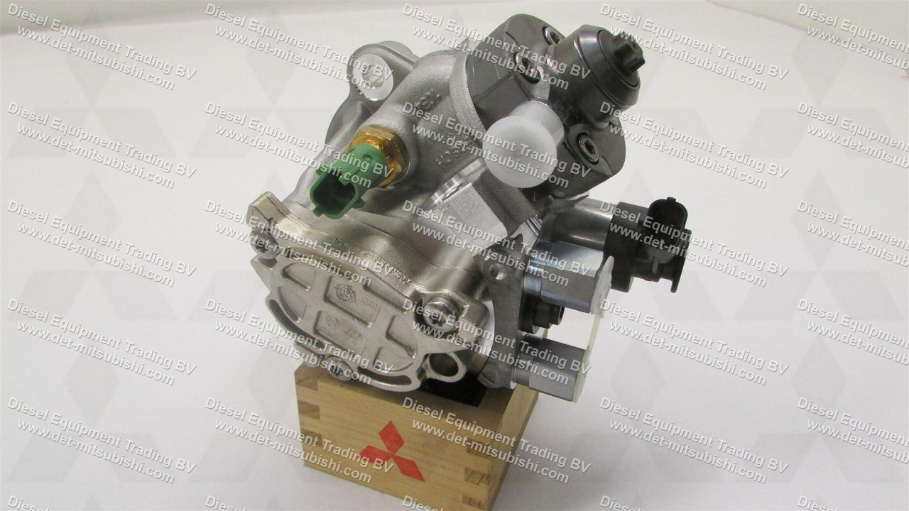 MITSUBISHI PUMP ASM; FUEL HIGH PRESSURE D04EG,D04CJ - Kraftstoffpumpe für Industriemaschine: das Bild 1 MITSUBISHI PUMP ASM; FUEL HIGH PRESSURE D04EG,D04CJ - Kraftstoffpumpe für Industriemaschine: das Bild 1