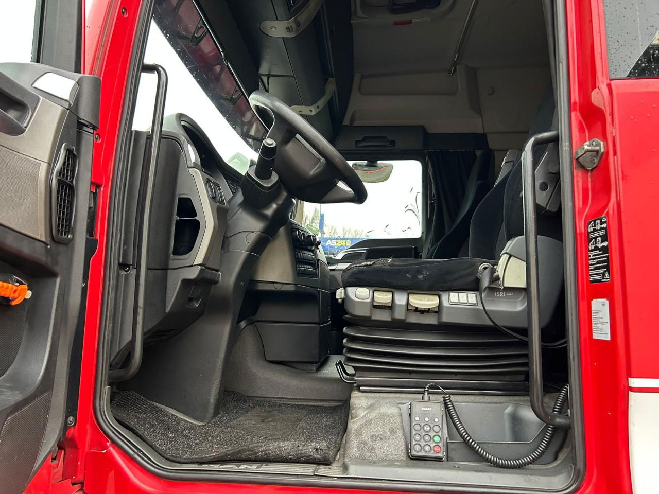 MAN TGX 18.440 Euro 5 / BJ. 2011 / 440PK - Sattelzugmaschine: das Bild 4 MAN TGX 18.440 Euro 5 / BJ. 2011 / 440PK - Sattelzugmaschine: das Bild 4