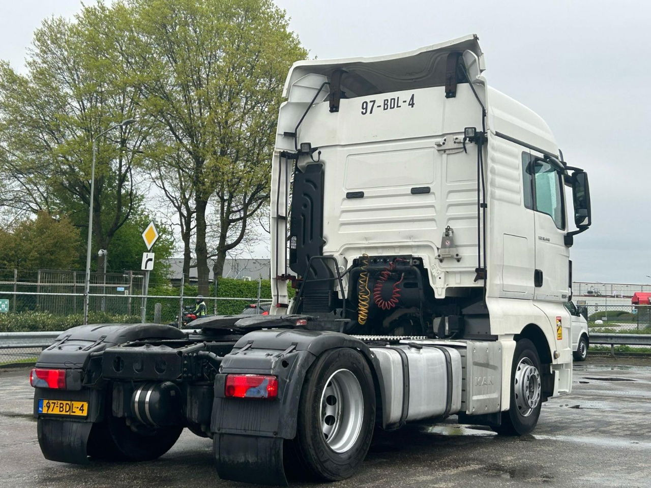 MAN TGX bj. 2013 / Euro 6 / 984.KM - Sattelzugmaschine: das Bild 2 MAN TGX bj. 2013 / Euro 6 / 984.KM - Sattelzugmaschine: das Bild 2