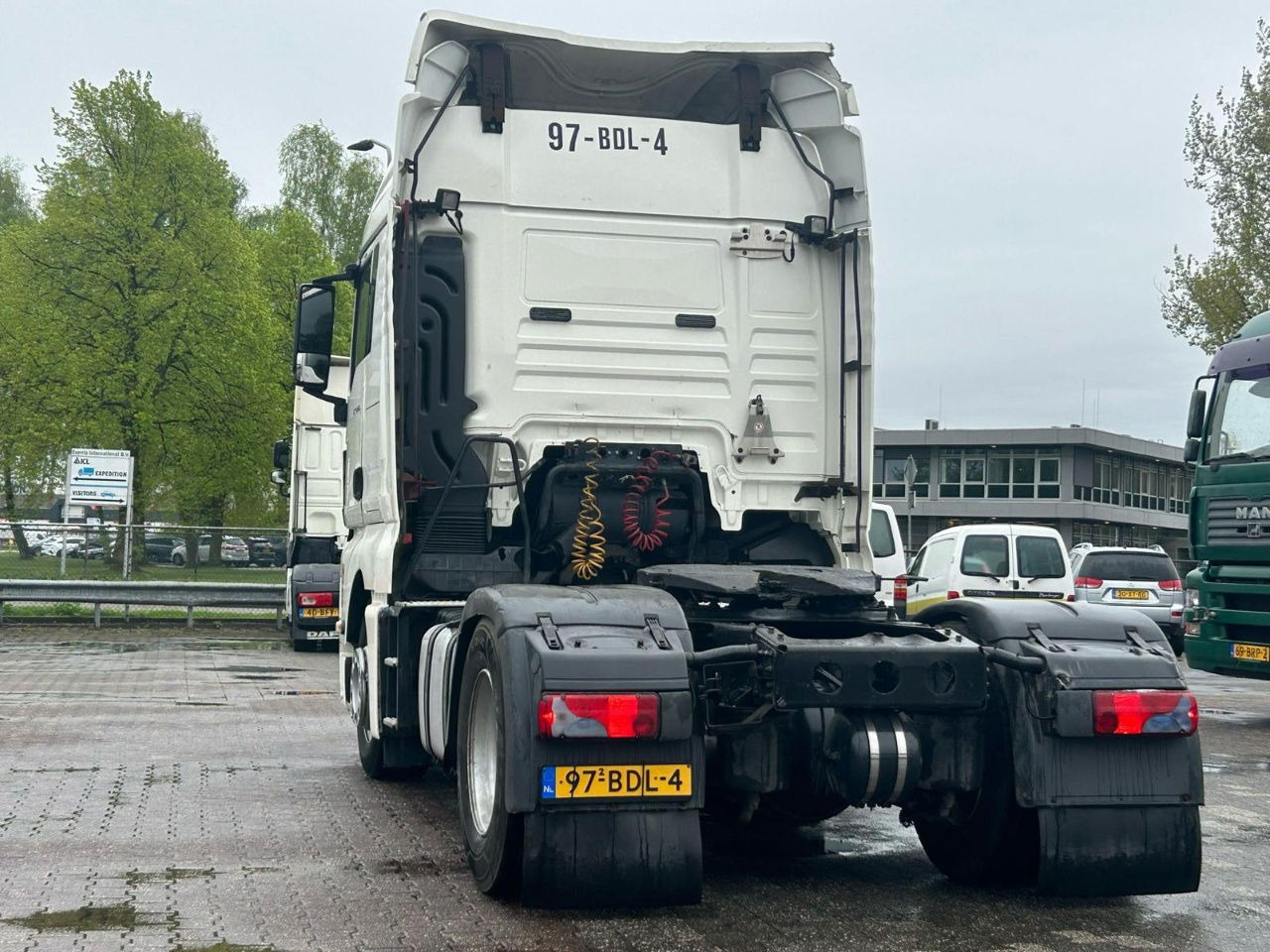 MAN TGX bj. 2013 / Euro 6 / 984.KM - Sattelzugmaschine: das Bild 5 MAN TGX bj. 2013 / Euro 6 / 984.KM - Sattelzugmaschine: das Bild 5