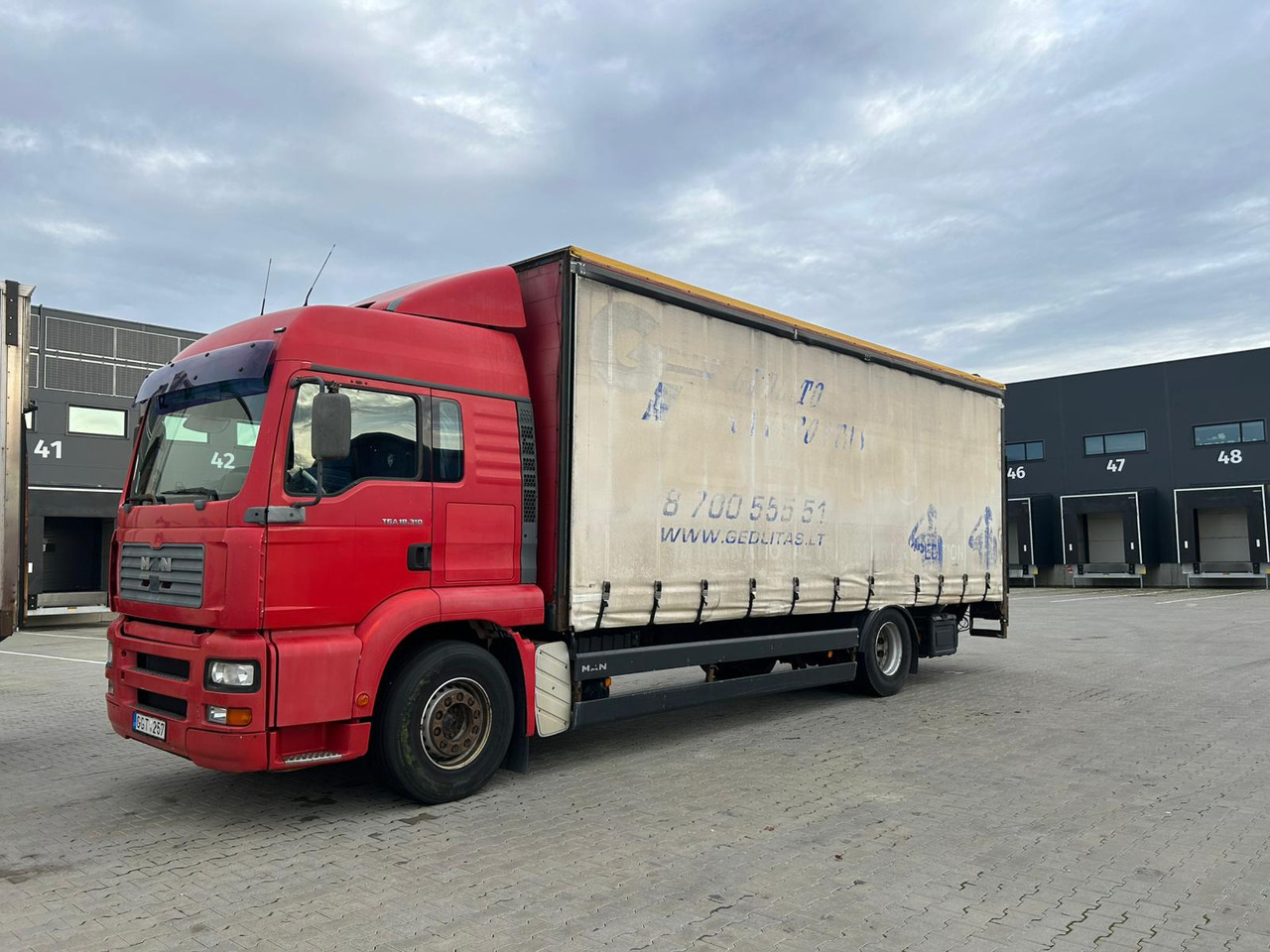 MAN TGA 18.310 - Plane LKW: das Bild 2 MAN TGA 18.310 - Plane LKW: das Bild 2