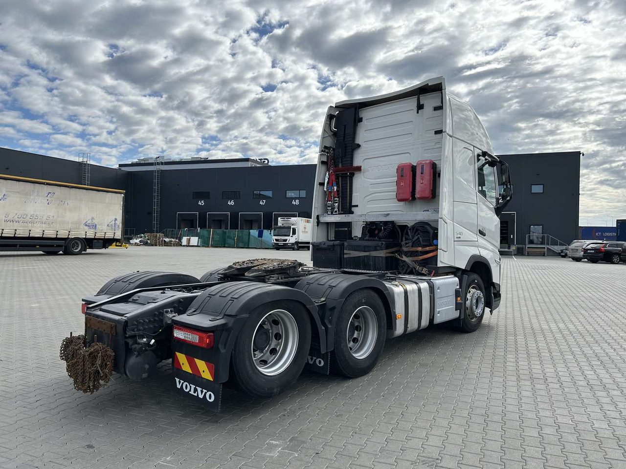 Volvo FH D13 - Sattelzugmaschine: das Bild 5 Volvo FH D13 - Sattelzugmaschine: das Bild 5