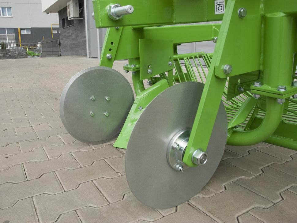 Kartoffelroder, Zustand - NEU Bomet Siebkettenroder / Potato digger / Arracheuse de pomme de terre / Scavapatate / Однорядная картофельная копалка / Kopaczka do ziemniaków Ursa Z655: das Bild 5