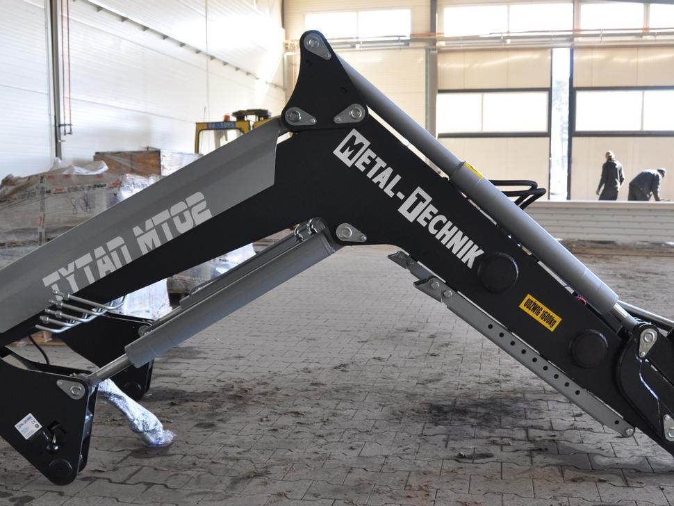 METAL-TECHNIK Frontlader / Front loader / Chargeur frontal / Caricatore frontale / Cargador fronta / Фронтальный погрузчик / Ładowacz czołowy Tytan MT-02 - Frontlader für Traktor für Anbauteil: das Bild 5 METAL-TECHNIK Frontlader / Front loader / Chargeur frontal / Caricatore frontale / Cargador fronta / Фронтальный погрузчик / Ładowacz czołowy Tytan MT-02 - Frontlader für Traktor für Anbauteil: das Bild 5