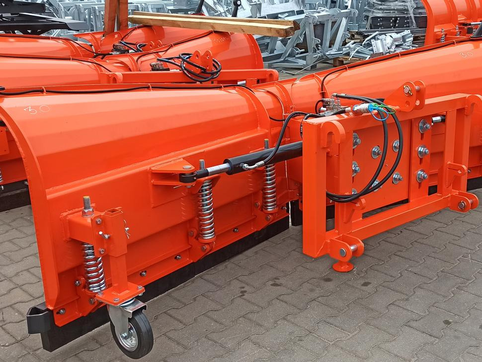 METAL-TECHNIK Schneeschild / Snow plow / Lame à neige / Sgombraneve dritto / Снегоочистель / Pług odśnieżny 3 m - Schneepflug für Schneepflug: das Bild 5 METAL-TECHNIK Schneeschild / Snow plow / Lame à neige / Sgombraneve dritto / Снегоочистель / Pług odśnieżny 3 m - Schneepflug für Schneepflug: das Bild 5