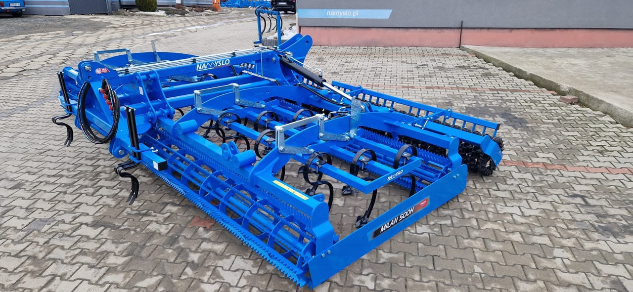 Namyslo Saatbettbereitung / Seedbed preparation / Combiné de préparation / Sembradora / Посевной агрегат / Agregat uprawowy 5 m - Grubber: das Bild 1 Namyslo Saatbettbereitung / Seedbed preparation / Combiné de préparation / Sembradora / Посевной агрегат / Agregat uprawowy 5 m - Grubber: das Bild 1
