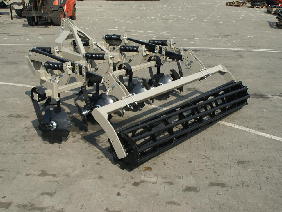 Grubber, Zustand - NEU ROLEX Flügelschargrubber / Stubble cultivator / Dechaumeur à dents / Aratri stoppiatori / Стерневой культиватор / Agregat podorywkowy 3 m: das Bild 17