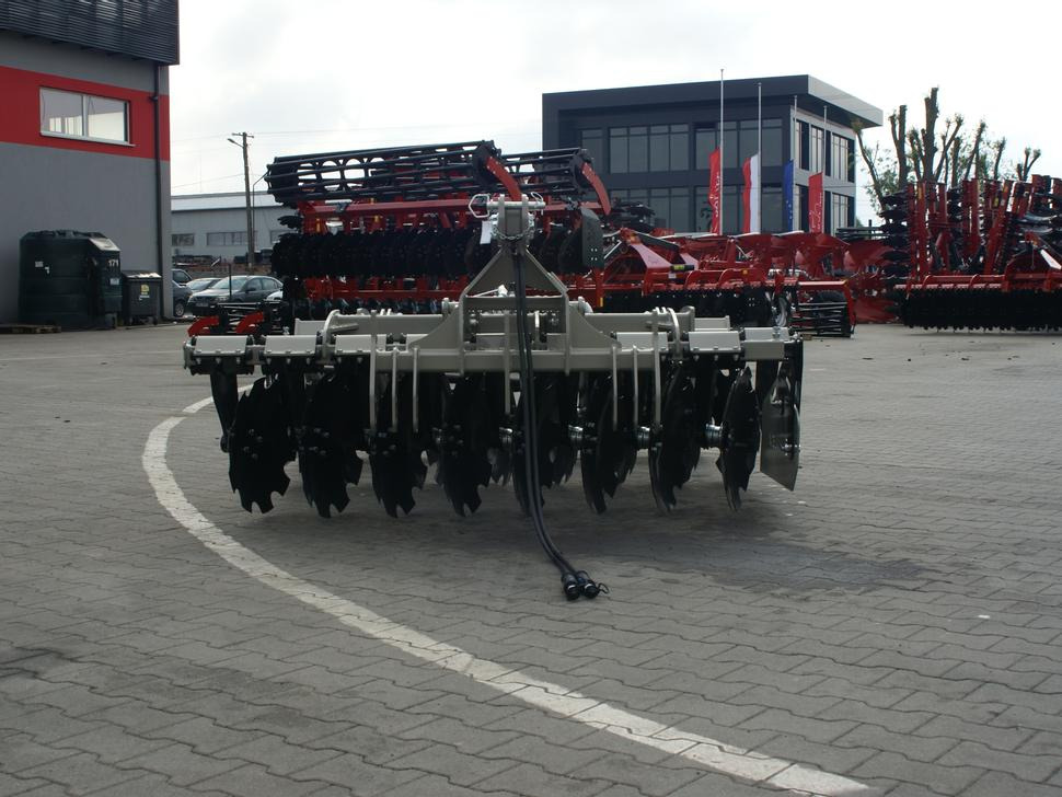 ROLEX Scheibenegge / Disc harrow for vineyards / Dechaumeur à disques pour vignes / Erpice a dischi / Дисковая борона для виноградника / Brona talerzowa do winnic 1,1 m - Scheibenegge: das Bild 2 ROLEX Scheibenegge / Disc harrow for vineyards / Dechaumeur à disques pour vignes / Erpice a dischi / Дисковая борона для виноградника / Brona talerzowa do winnic 1,1 m - Scheibenegge: das Bild 2