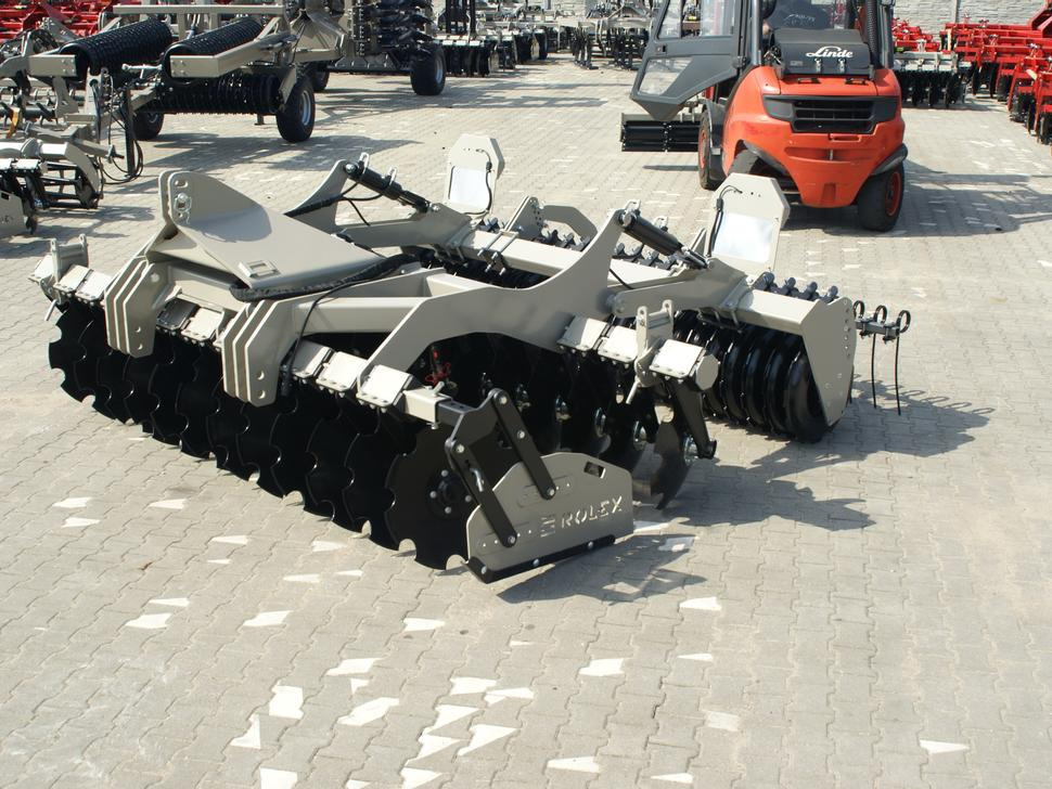 ROLEX Scheibenegge / Discs harrow / Dechaumeur à disques / Erpice a dischi / Дисковая борона / Brona talerzowa 3 m - Scheibenegge: das Bild 1 ROLEX Scheibenegge / Discs harrow / Dechaumeur à disques / Erpice a dischi / Дисковая борона / Brona talerzowa 3 m - Scheibenegge: das Bild 1
