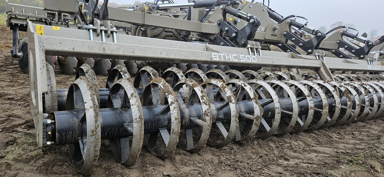 ROLEX Scheibenegge / Hydraulic discs harrow / Dechaumeur à disques / Erpice a dischi / Grada de discos / Дисковая борона / Brona talerzowa 5 m - Scheibenegge: das Bild 3 ROLEX Scheibenegge / Hydraulic discs harrow / Dechaumeur à disques / Erpice a dischi / Grada de discos / Дисковая борона / Brona talerzowa 5 m - Scheibenegge: das Bild 3