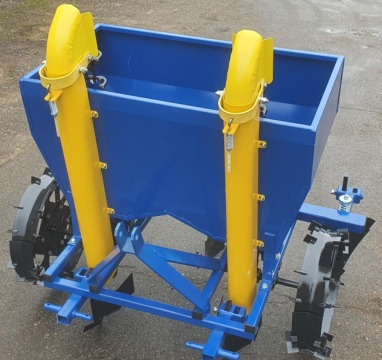 ROLMET Kartoffelpflanzmaschine / Potato planter / Planteuse de pomme de terre / Piantapatate / Sadzarka ziemniaków - Kartoffellegemaschine: das Bild 2 ROLMET Kartoffelpflanzmaschine / Potato planter / Planteuse de pomme de terre / Piantapatate / Sadzarka ziemniaków - Kartoffellegemaschine: das Bild 2