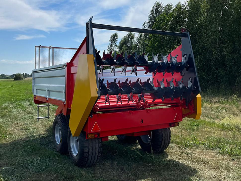 Roltrans Miststreuer / Manure spreader / Epandeur à fumier / Esparcidor de estiércol / Spandiletame / Разбрасыватель органических удобрений/ Rozrzutnik obornika N250/3 LEO 6 t - Dungstreuer: das Bild 5 Roltrans Miststreuer / Manure spreader / Epandeur à fumier / Esparcidor de estiércol / Spandiletame / Разбрасыватель органических удобрений/ Rozrzutnik obornika N250/3 LEO 6 t - Dungstreuer: das Bild 5