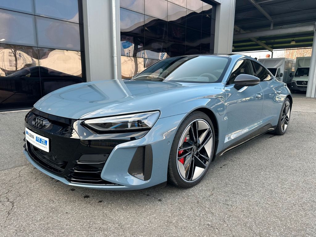 Audi e-tron GT RS quattro CARBON, EXCLUSIVE - PKW: das Bild 2 Audi e-tron GT RS quattro CARBON, EXCLUSIVE - PKW: das Bild 2