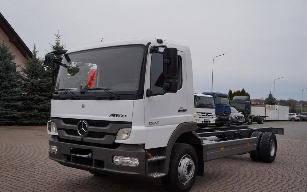 Mercedes-Benz ATEGO 1522 EURO 5 RAMA DO ZABUDOWY 1524 - Fahrgestell LKW: das Bild 2 Mercedes-Benz ATEGO 1522 EURO 5 RAMA DO ZABUDOWY 1524 - Fahrgestell LKW: das Bild 2