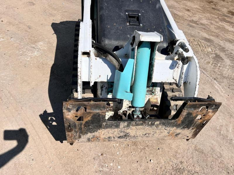 Deltalader Bobcat MT55 MINI CHARGEUSE SKID A CHENILLE: das Bild 7
