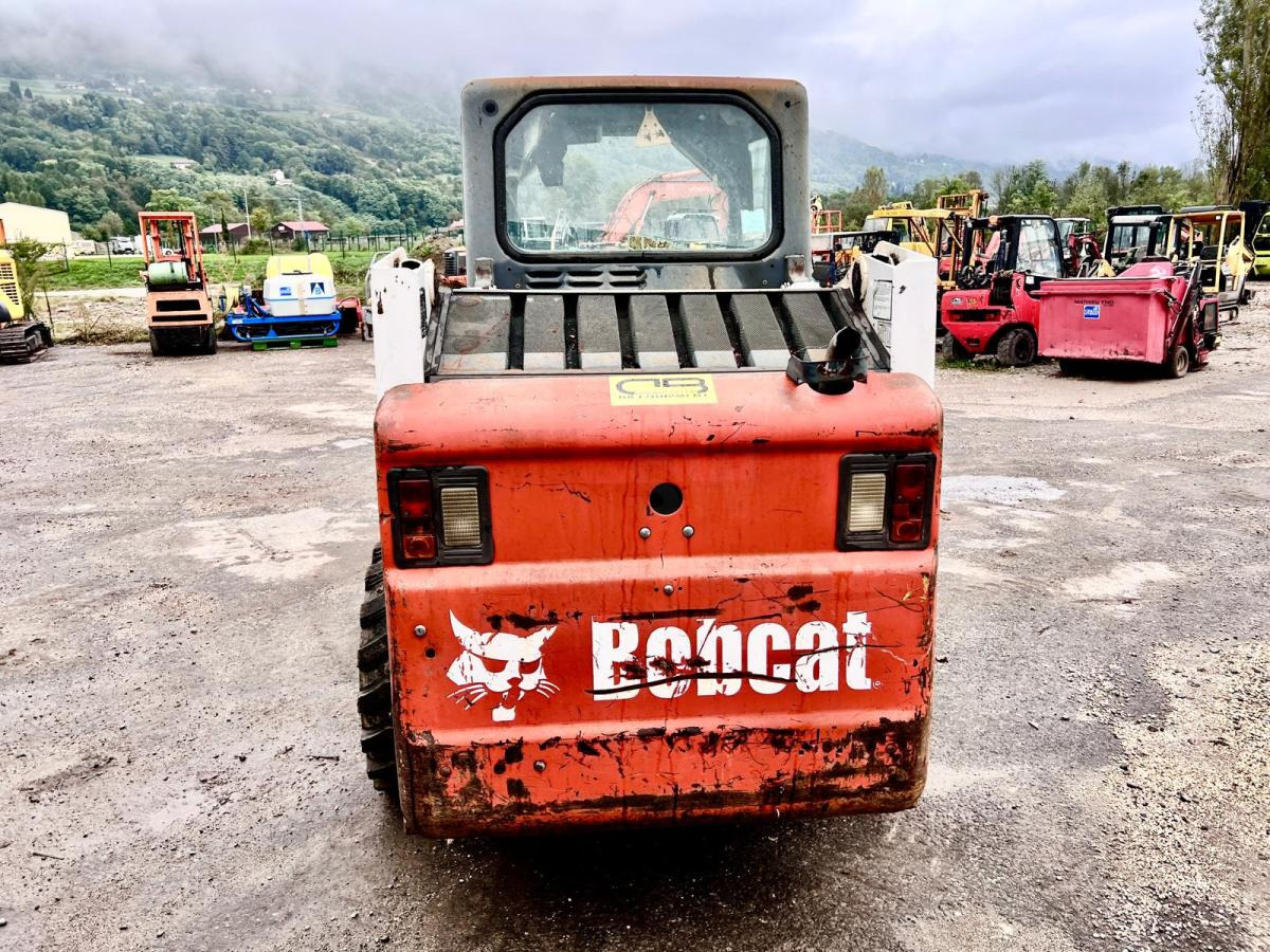 Bobcat S130 Chargeuse Compact - Kompaktlader: das Bild 5 Bobcat S130 Chargeuse Compact - Kompaktlader: das Bild 5