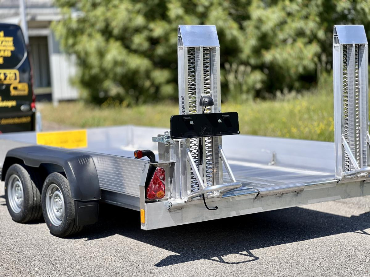 DEFINITIVE CLM Remorque porte engin aluminium 3T5 FLY35 - Baumaschinenanhänger: das Bild 4 DEFINITIVE CLM Remorque porte engin aluminium 3T5 FLY35 - Baumaschinenanhänger: das Bild 4
