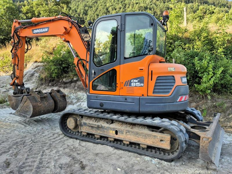 Doosan DX85R-3 PELLE A CHENILLES 8,5T - Kettenbagger: das Bild 2 Doosan DX85R-3 PELLE A CHENILLES 8,5T - Kettenbagger: das Bild 2