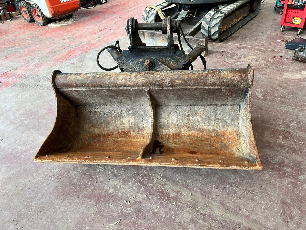 THIERE GODET CURAGE INCLINABLE TILT POUR PELLE DE 20T - Baggerschaufel für Baumaschine: das Bild 4 THIERE GODET CURAGE INCLINABLE TILT POUR PELLE DE 20T - Baggerschaufel für Baumaschine: das Bild 4