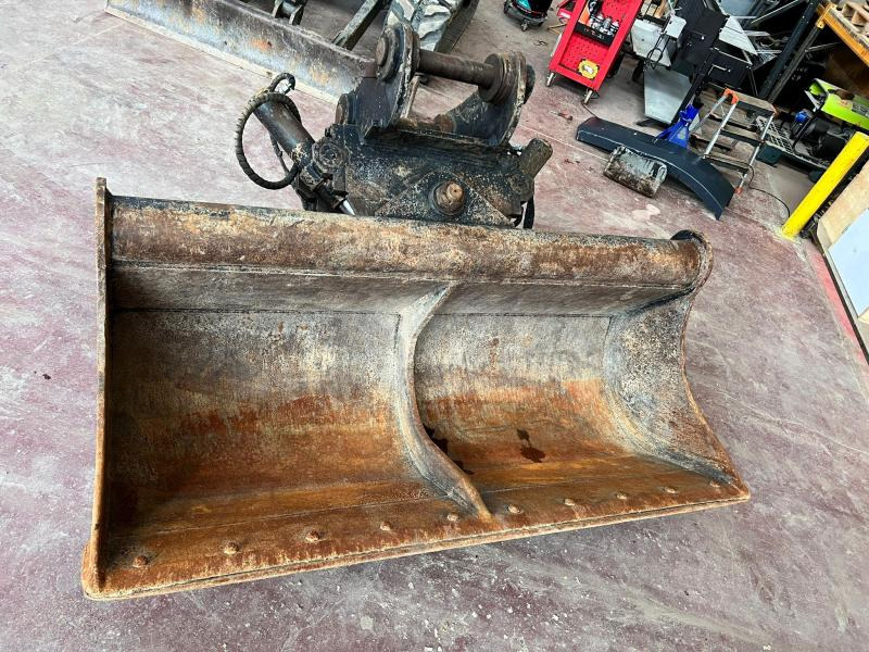 THIERE GODET CURAGE INCLINABLE TILT POUR PELLE DE 20T - Baggerschaufel für Baumaschine: das Bild 2 THIERE GODET CURAGE INCLINABLE TILT POUR PELLE DE 20T - Baggerschaufel für Baumaschine: das Bild 2