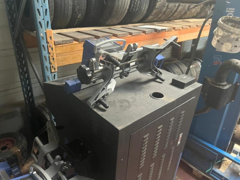 TWIN BUSCH TW115 Banc de géométrie - Werkstattgerät: das Bild 3 TWIN BUSCH TW115 Banc de géométrie - Werkstattgerät: das Bild 3