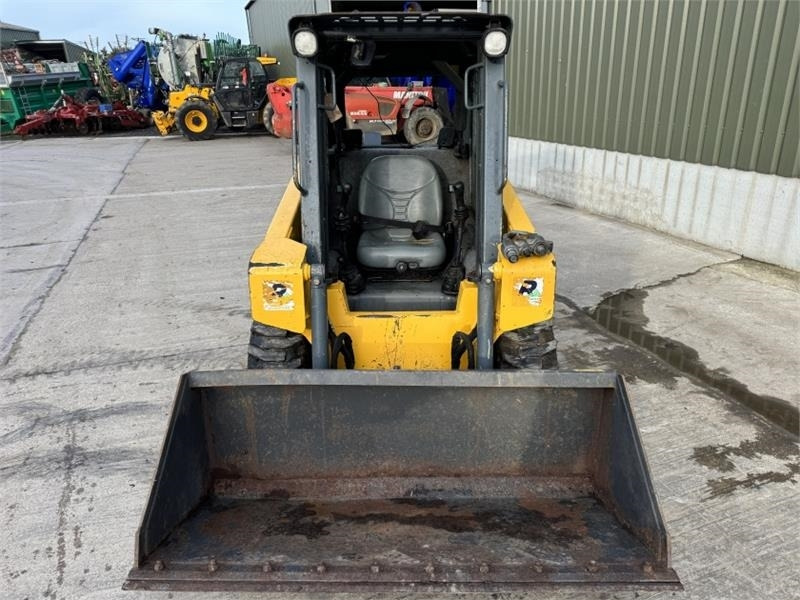 Gehl R135 Skid Steer - Kompaktlader: das Bild 5 Gehl R135 Skid Steer - Kompaktlader: das Bild 5