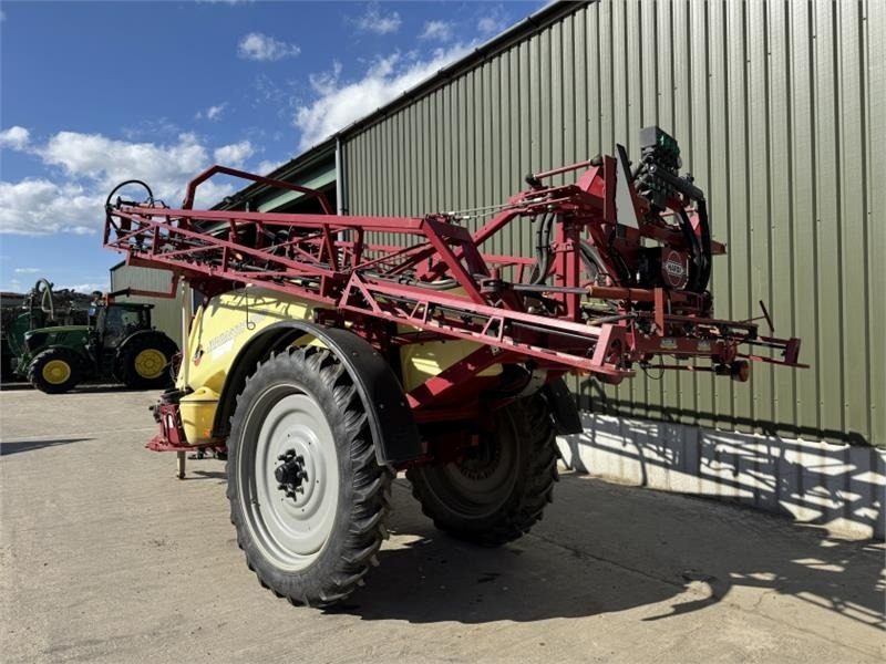 Hardi Hardi Navigator 3000 24m Trailed Sprayer - Anbauspritze: das Bild 2 Hardi Hardi Navigator 3000 24m Trailed Sprayer - Anbauspritze: das Bild 2