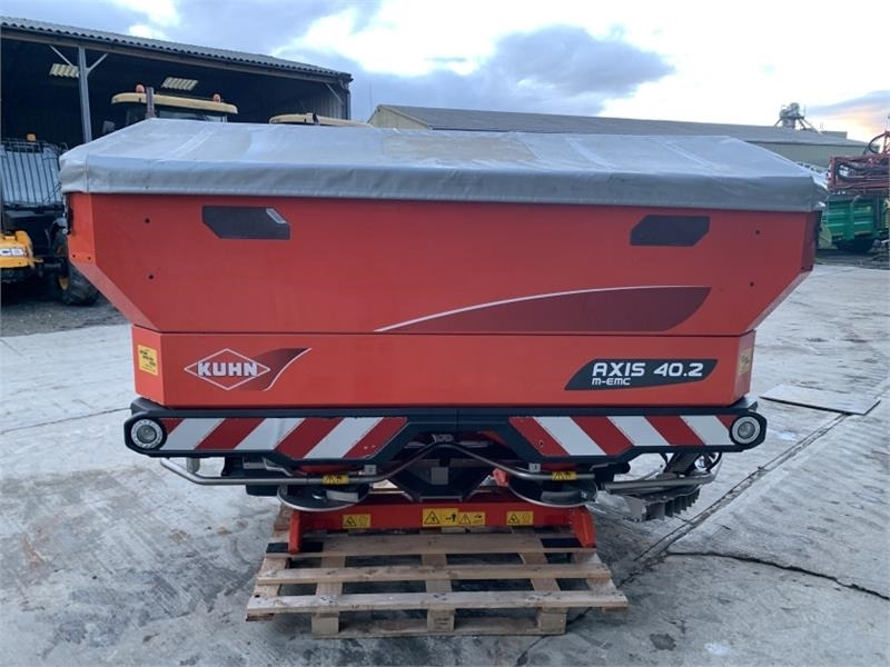 Kuhn Axis 40.2 M-EMC Fert Spreader - Düngerstreuer: das Bild 4 Kuhn Axis 40.2 M-EMC Fert Spreader - Düngerstreuer: das Bild 4