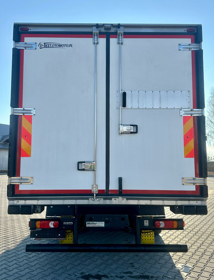 IVECO EUROCARGO 160-280 / CHŁODNIA / 6.1 M DŁUGOŚCI / 15 EUROPALET / AUTOMAT / SYPIALKA / NISKI PRZEBIEG / 16 TON DMC / CARRIER SPALINOWO - ELEKTRYCZNY / 2018 ROK - Kühlkoffer LKW: das Bild 3 IVECO EUROCARGO 160-280 / CHŁODNIA / 6.1 M DŁUGOŚCI / 15 EUROPALET / AUTOMAT / SYPIALKA / NISKI PRZEBIEG / 16 TON DMC / CARRIER SPALINOWO - ELEKTRYCZNY / 2018 ROK - Kühlkoffer LKW: das Bild 3