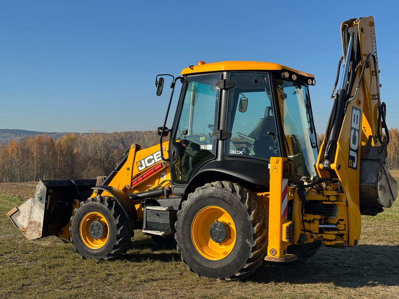 JCB 3CX / KOPARKO-ŁADOWARKA / 2019 ROK / 4200 MTH / KLIMATYZACJA / SPROWADZONA - Baggerlader: das Bild 4 JCB 3CX / KOPARKO-ŁADOWARKA / 2019 ROK / 4200 MTH / KLIMATYZACJA / SPROWADZONA - Baggerlader: das Bild 4